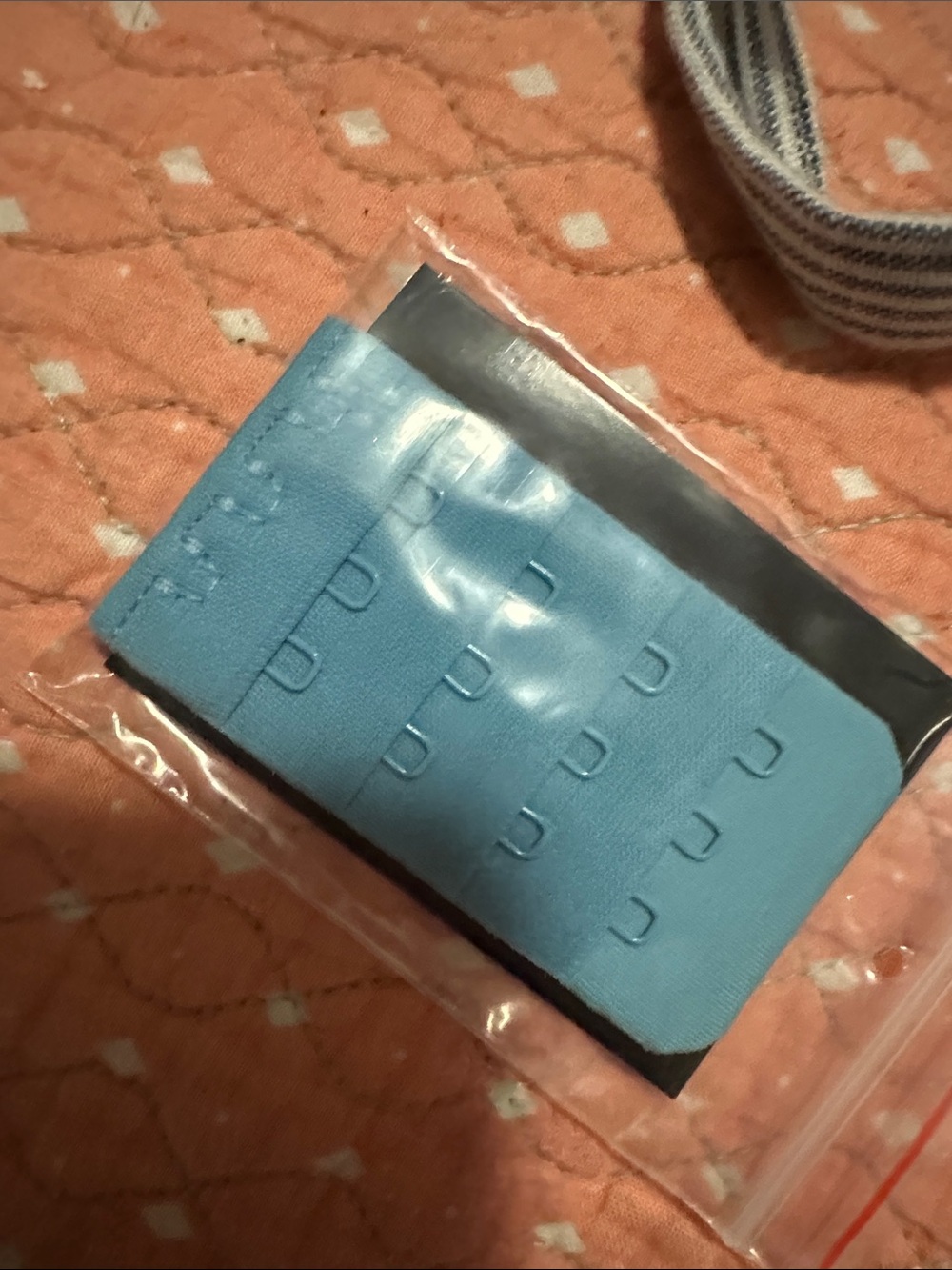 Underoutfit Brand-New Blue Bra Extender